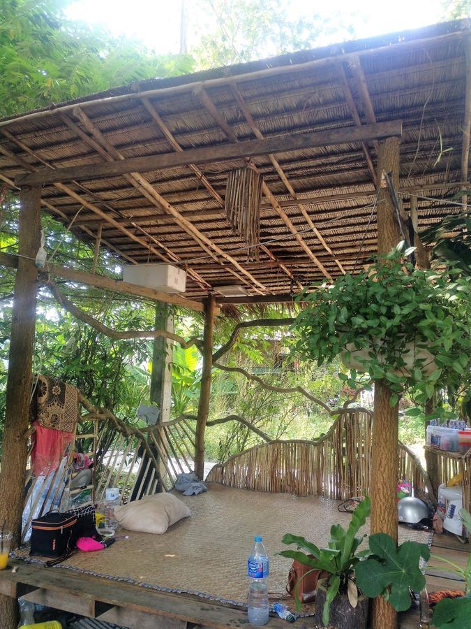 Easy Huts Hotel Koh Lanta Bagian luar foto