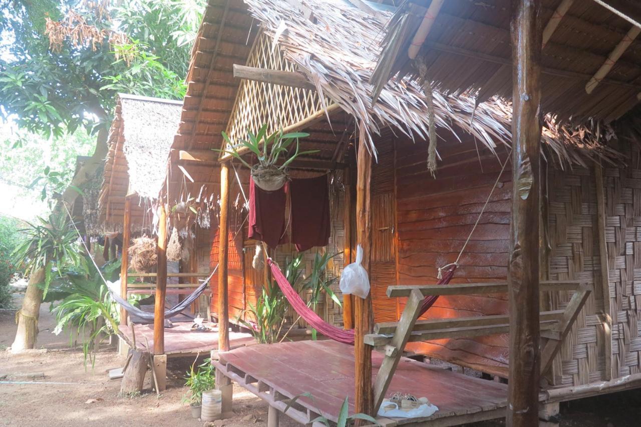 Easy Huts Hotel Koh Lanta Bagian luar foto