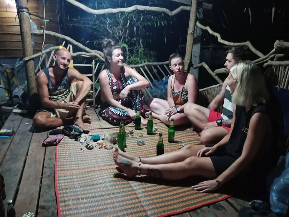 Easy Huts Hotel Koh Lanta Bagian luar foto